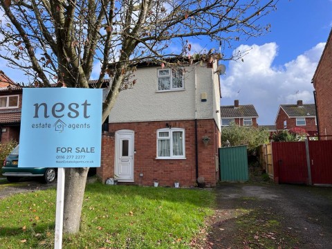View Full Details for Shenton Close, Whetstone, Leicester