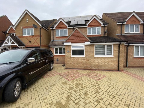 View Full Details for Bromwich Close, Thorpe Astley, Braunstone