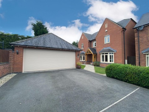 View Full Details for Ewan Close, Whetstone, Leicester