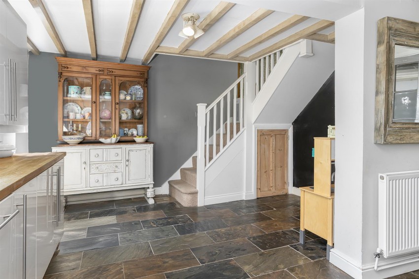 Images for Dairy Cottage Gumley Square, Enderby,