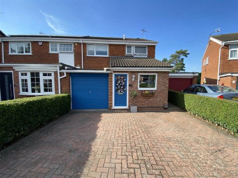 View Full Details for Hawk Close, Broughton Astley, Leicester