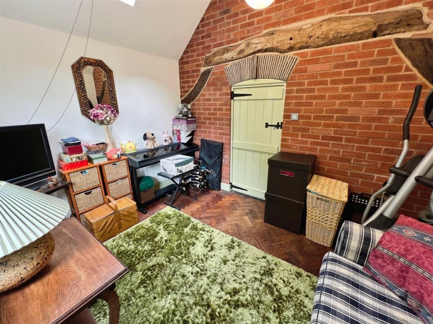 Images for Victoria Cottage, Park Street, Market Bosworth