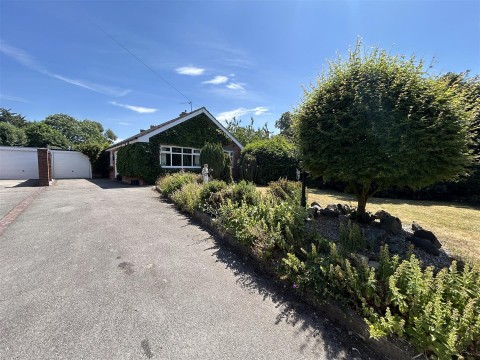 View Full Details for Poplar Avenue, Countesthorpe, Leicester