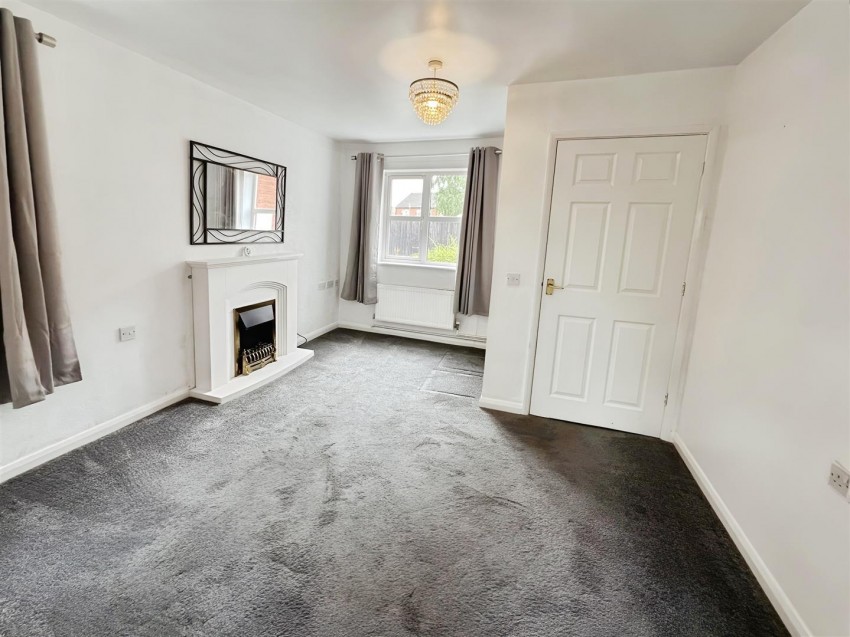 Images for Shades Close, Croft, Leicester