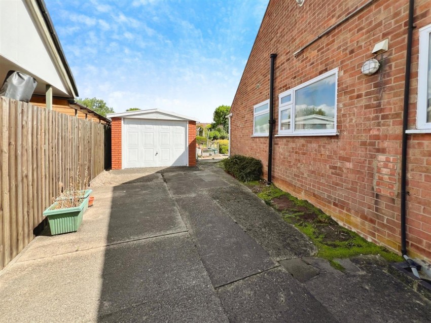 Images for Farmway, Leicester