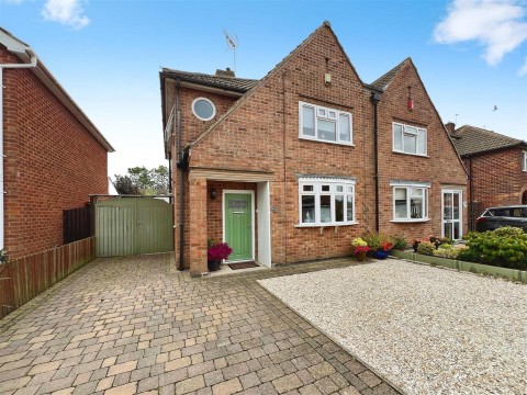 View Full Details for Cedar Road, Blaby, Leicester