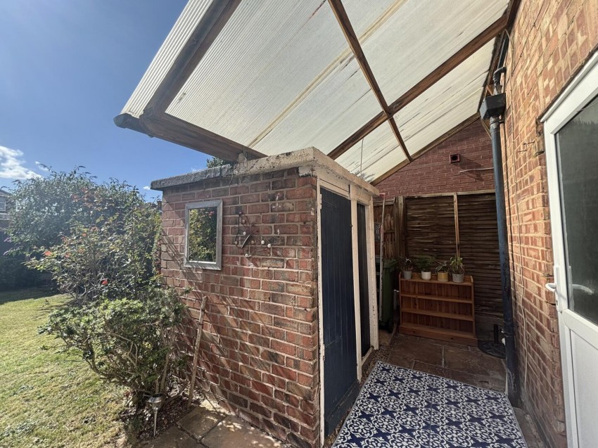 Images for Belvoir Drive East, Leicester