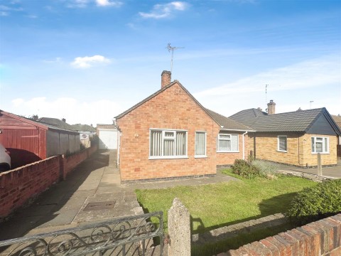 View Full Details for Crowhurst Drive, Leicester