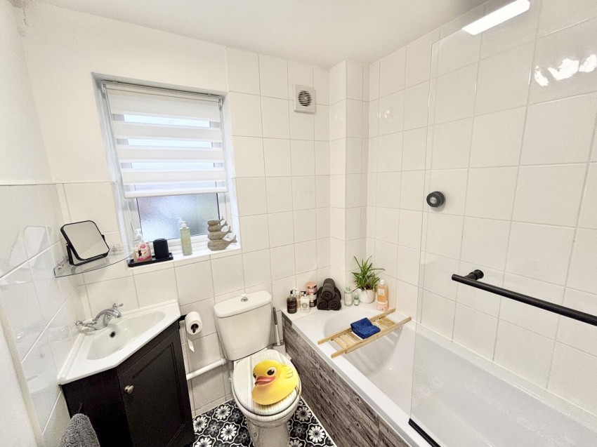 Images for Achurch Close, Stoney Stanton