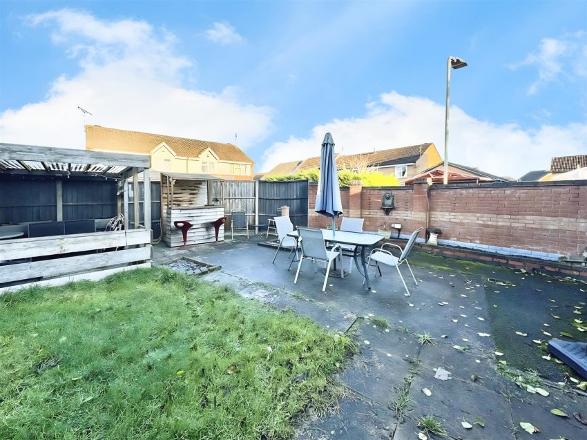 Images for Pintail Close, Whetstone, Leicester