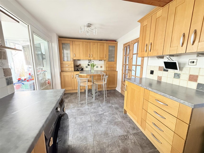 Images for Greenfields, Whetstone, Leicester