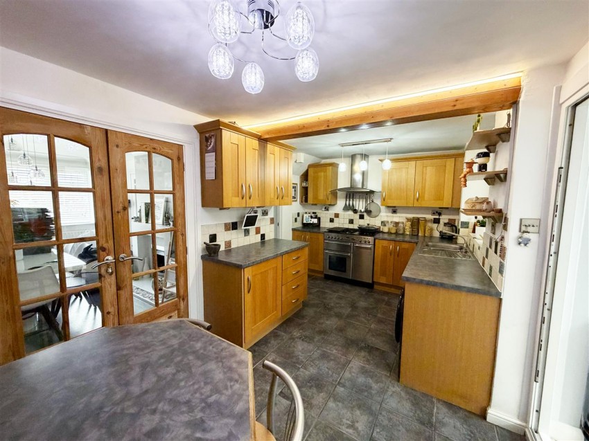 Images for Greenfields, Whetstone, Leicester