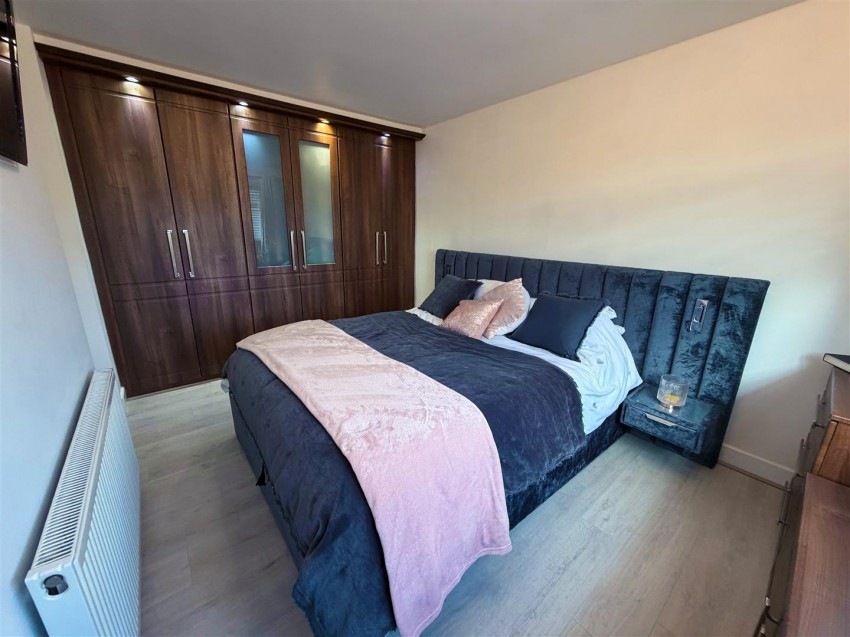 Images for Greenfields, Whetstone, Leicester