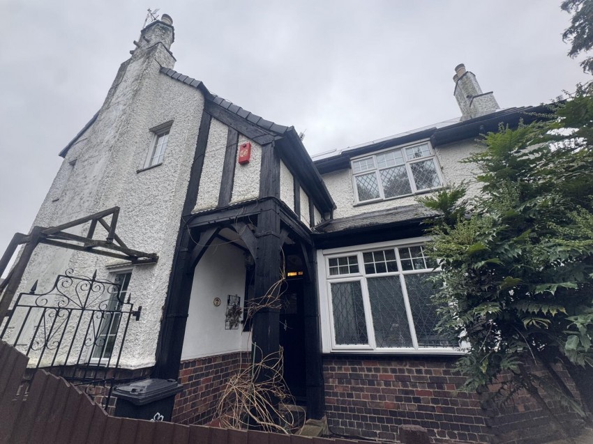 Images for Hall Lane, Leicester