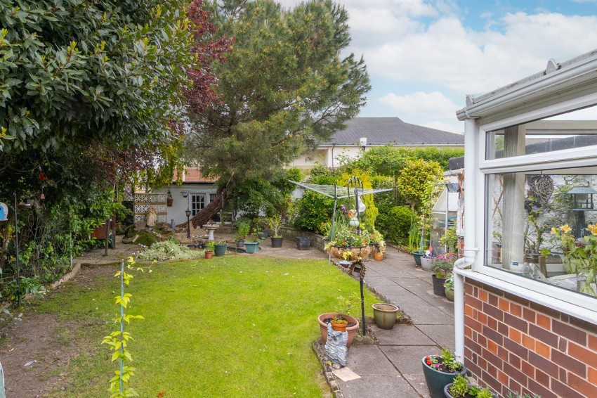 Images for Hall Lane, Leicester