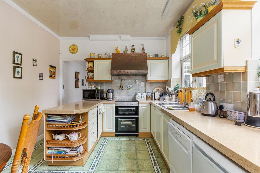 Images for Hall Lane, Leicester