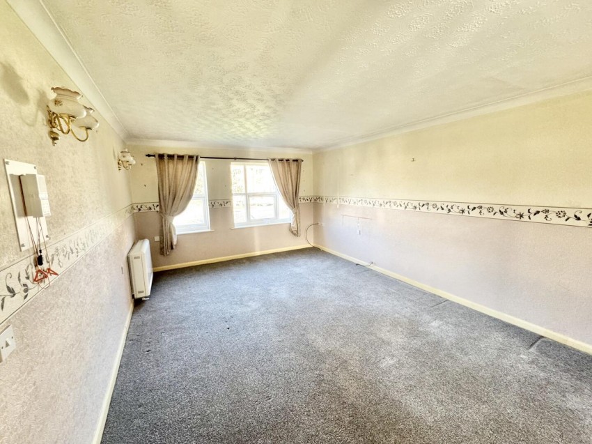 Images for Winterburn Gardens, Whetstone, Leicester