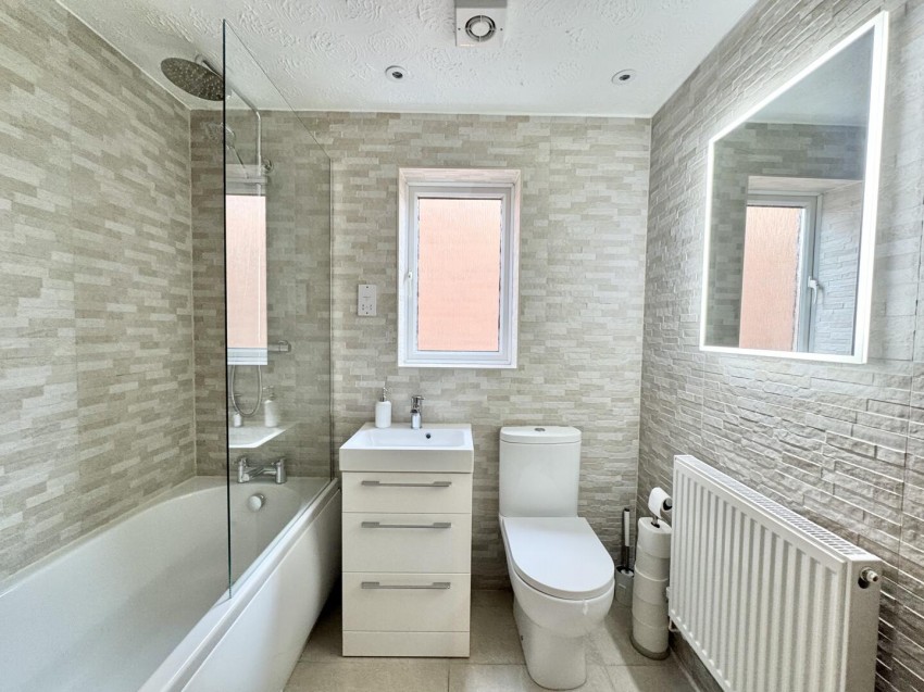 Images for Burnham Drive, Whetstone, Leicester