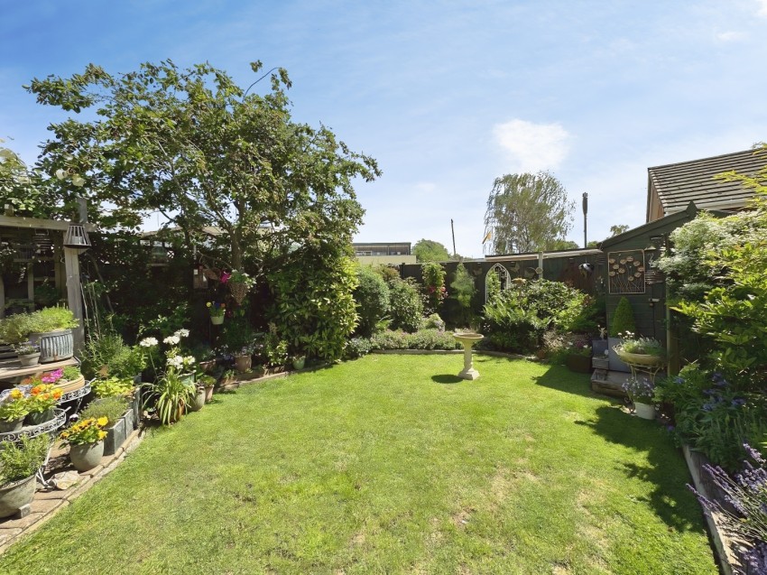 Images for Cambridge Road, Whetstone, Leicester